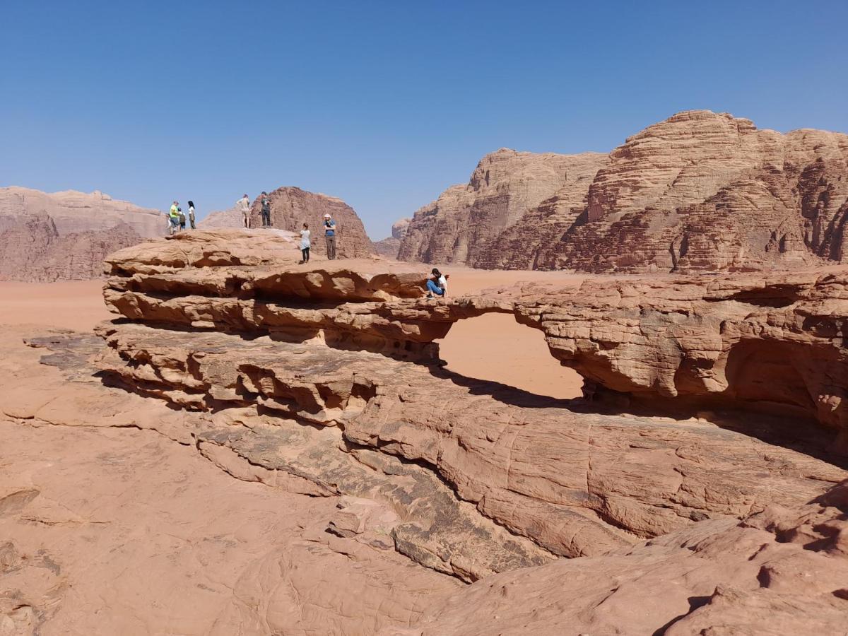 Wadi Rum Camels Camp Exteriör bild