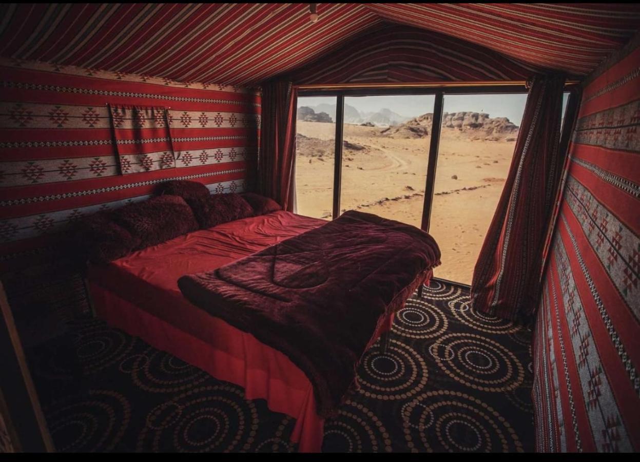 Wadi Rum Camels Camp Exteriör bild