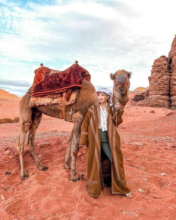 Wadi Rum Camels Camp Exteriör bild